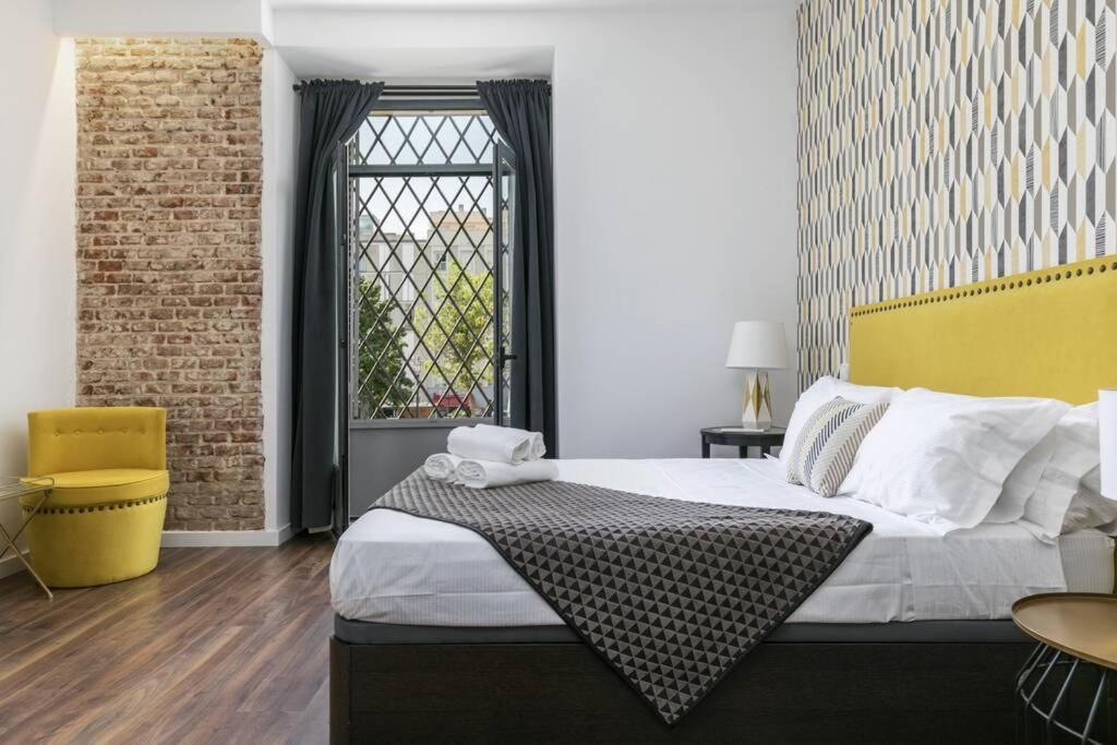 Apartamentos Plaza De Pedro Zerolo I Madrid Eksteriør billede